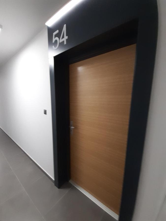 Reymonta Apartamento *