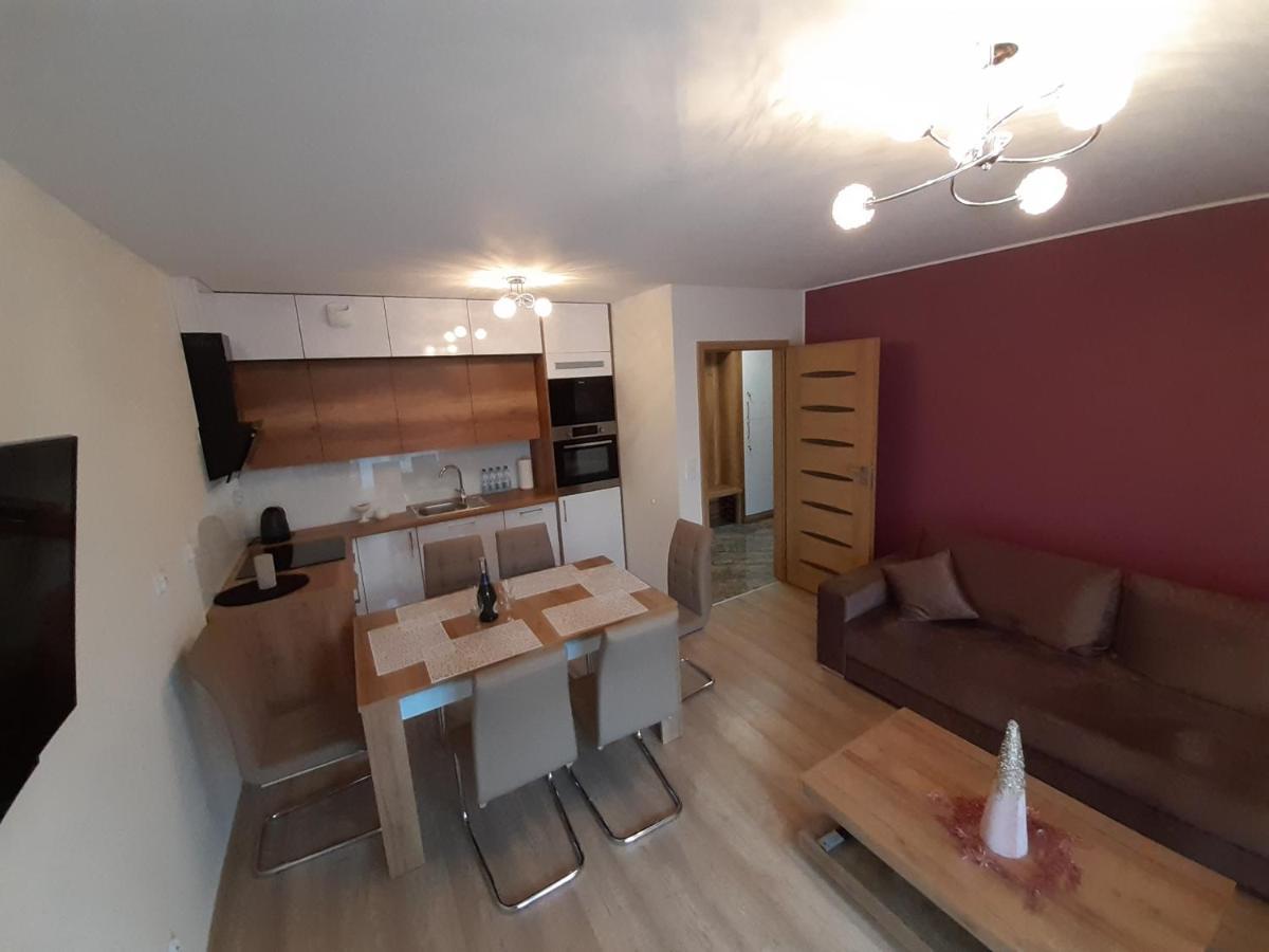 Reymonta Apartment *